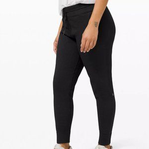 Lululemon Engineered Warmth Jogger *WORN ONCE*